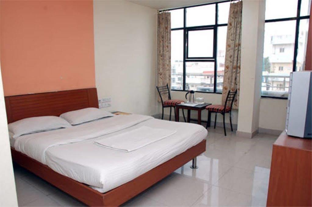 Hotel Imperial Classic Hajdarabad Zewnętrze zdjęcie